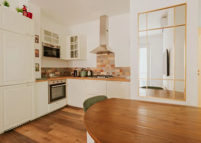Appartement Casa Reli - Design 2br In Furio Camillo Rome
