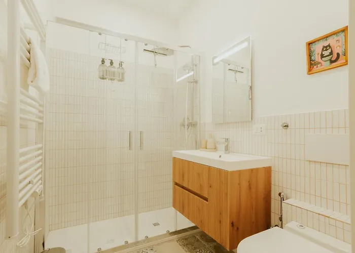 Casa Reli - Design 2br In Furio Camillo Rome